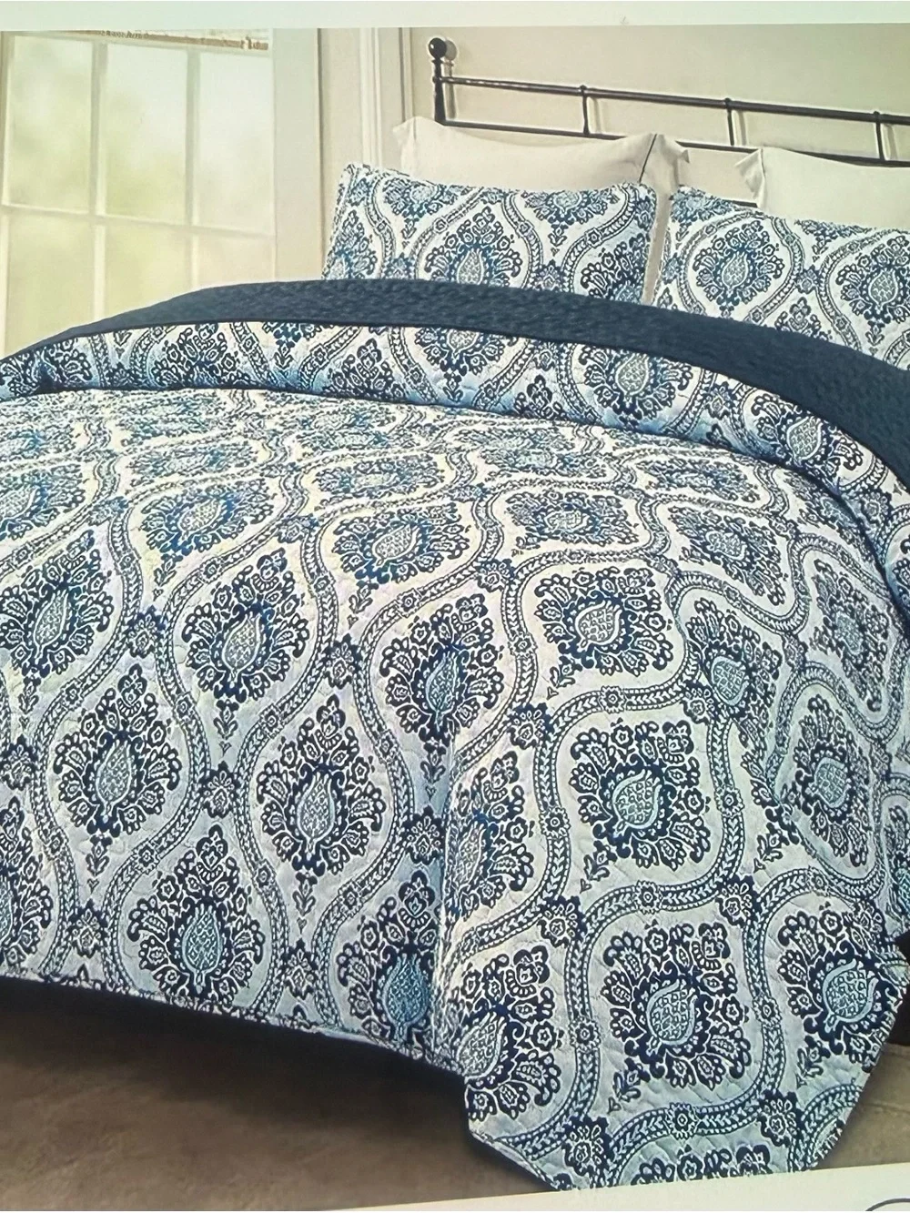 Blue & White King Comforter Set